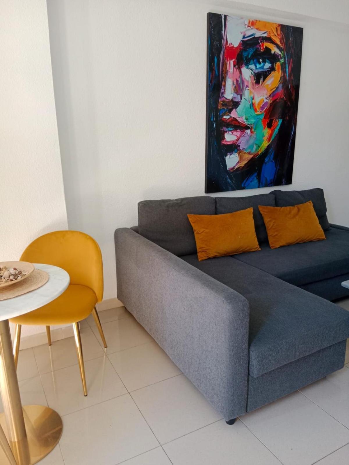 Apartamentos El Velero توريمولينوس المظهر الخارجي الصورة