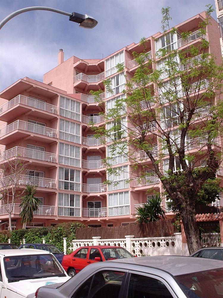 Apartamentos El Velero توريمولينوس المظهر الخارجي الصورة