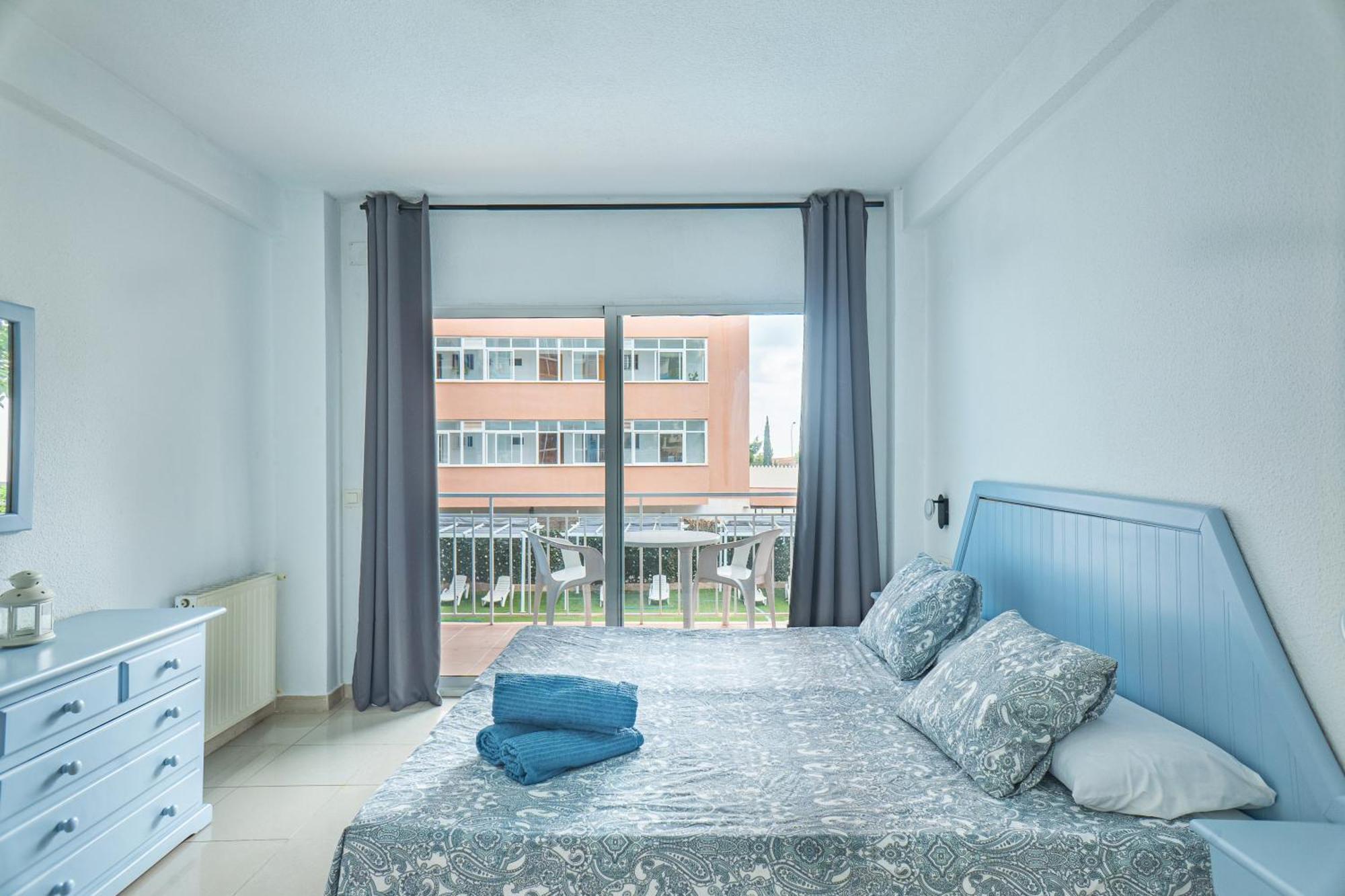 Apartamentos El Velero توريمولينوس المظهر الخارجي الصورة